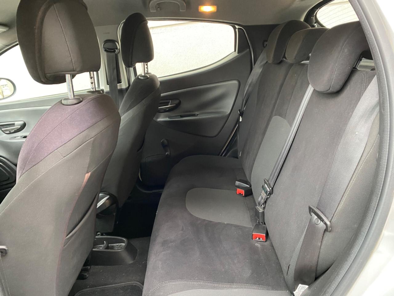 Lancia Ypsilon 1.2 Benzina