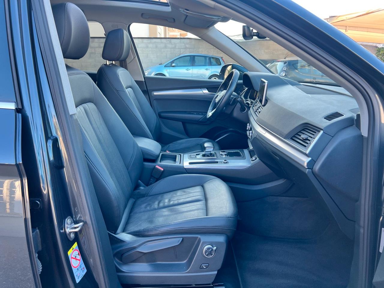 Audi Q5 40 2.0 tdi 205CV mhev Business quattro s-tronic