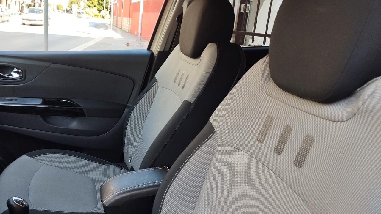 RENAULT CAPTUR 1.5 DCI-RETROC-NAVI-GARANZIA FULL