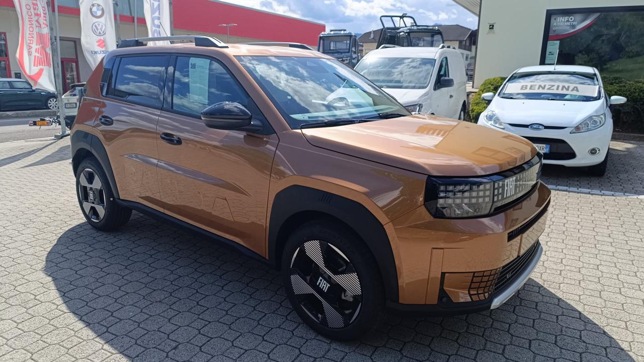 FIAT GRANDE PANDA IBRIDA LA PRIMA