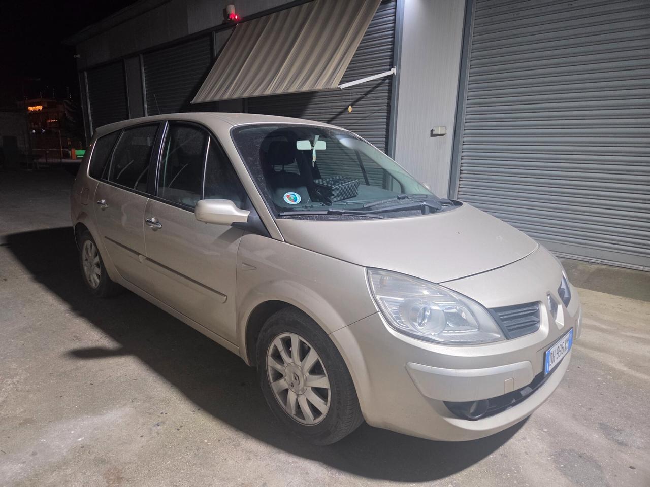 Renault Scenic Grand Scénic 1.5 dCi/105CV Dynamique