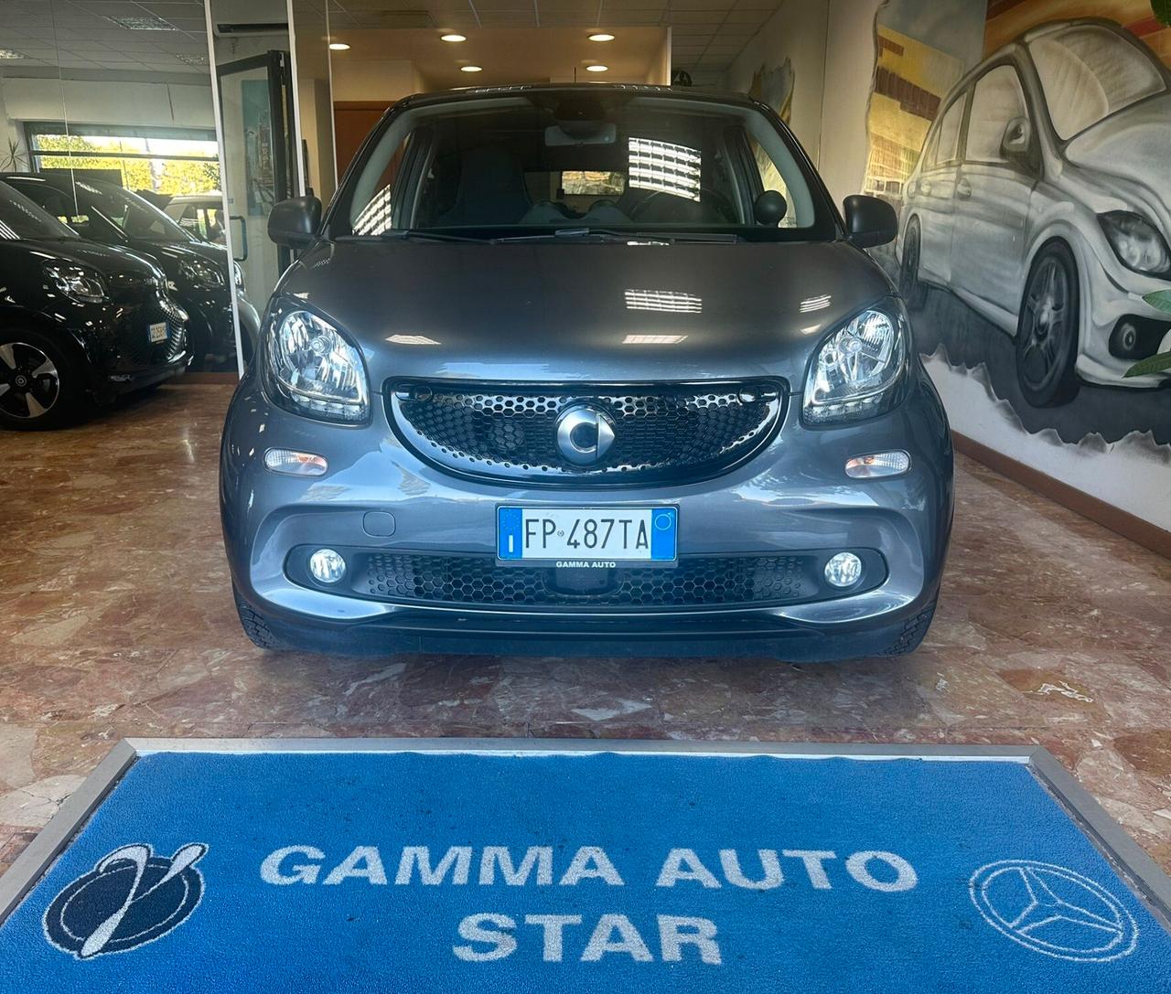 SMART FORFOUR 1.0 71CV TWINAMIC PASSION GRIGIO SCURO MET TRIDION NERO C.L.15 UFFICIALE FATTURABILE IVA ESPOSTA COME NUOVA OK NEOPATENTATI