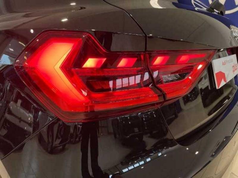 Audi A1 II 2019 Sportback 30 1.0 tfsi Business 116cv s-tronic
