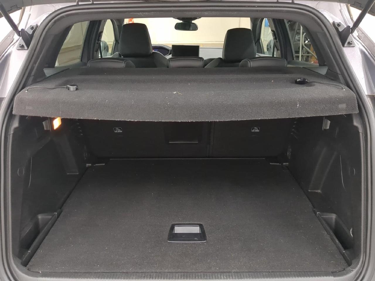 Peugeot 3008 BlueHDi 130 S&S EAT8 Allure Pack