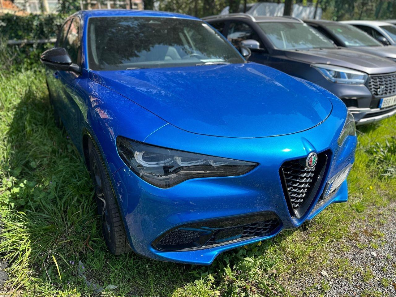 ALFA ROMEO Stelvio 2023 - Stelvio 2.2 t Veloce Q4 210cv auto