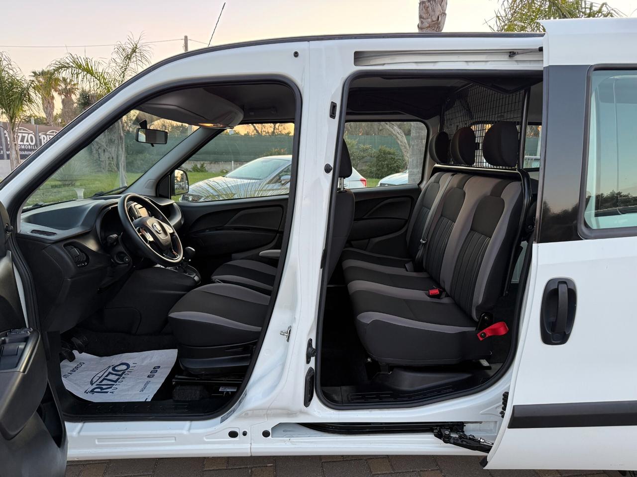Fiat Doblo 1.6MJT 105CV Combi Maxi N1 5 Posti 2Porte Posteriori