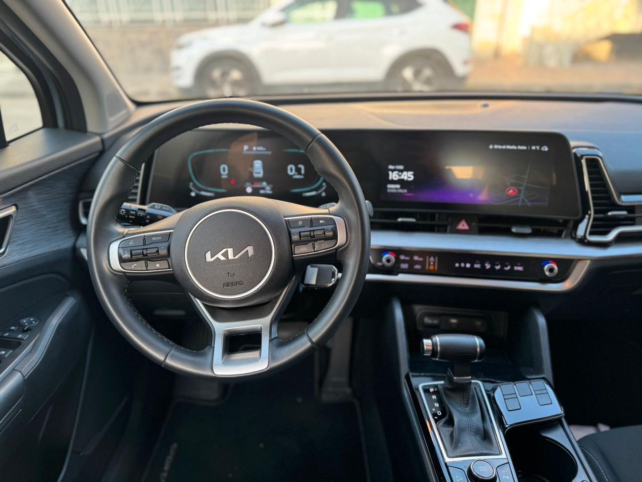 Kia Sportage 1.6 TGDi MHEV DCT Business