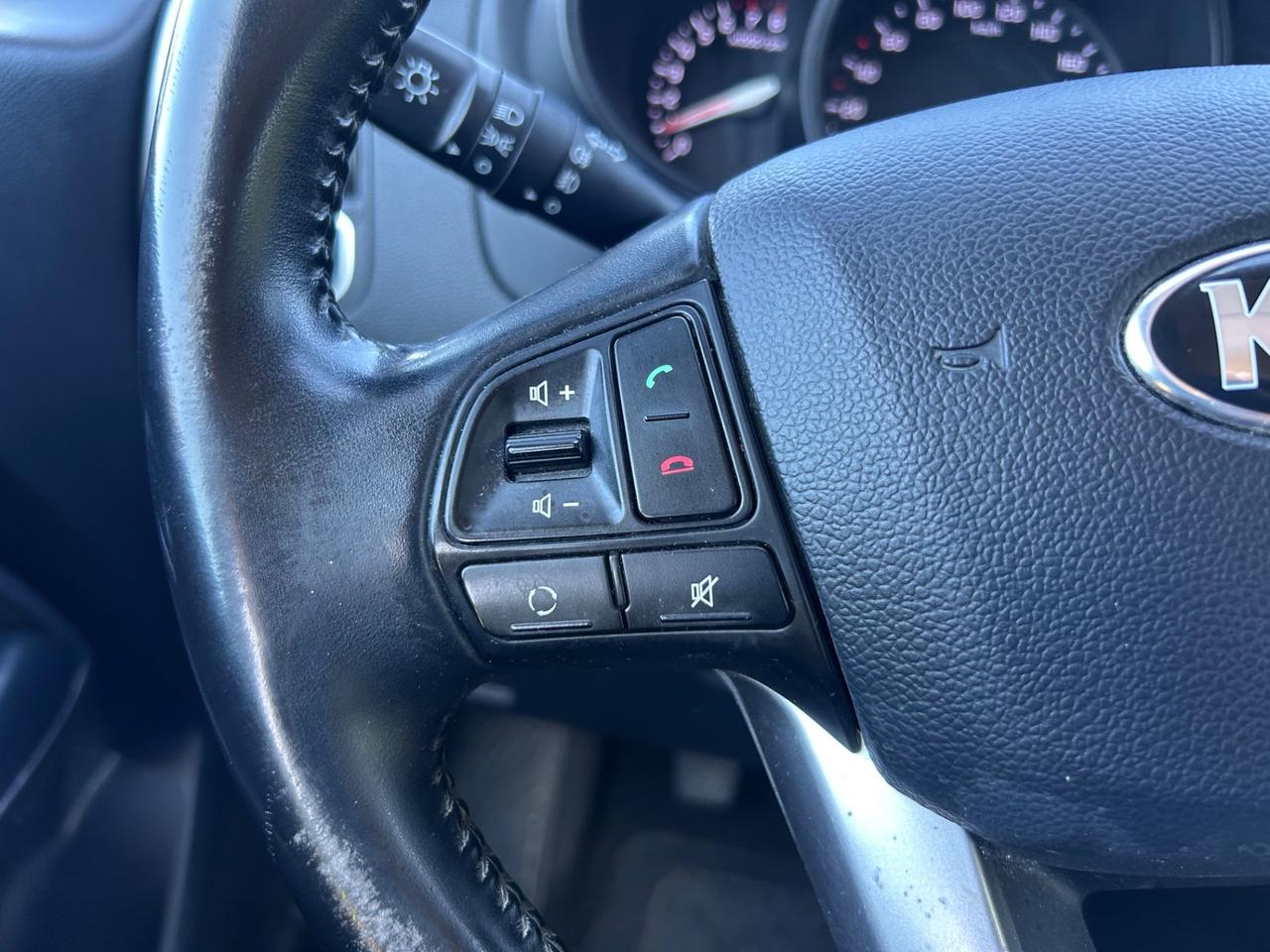 Kia Rio 1.2 CVVT 5p. Cool neopatentati rate permute