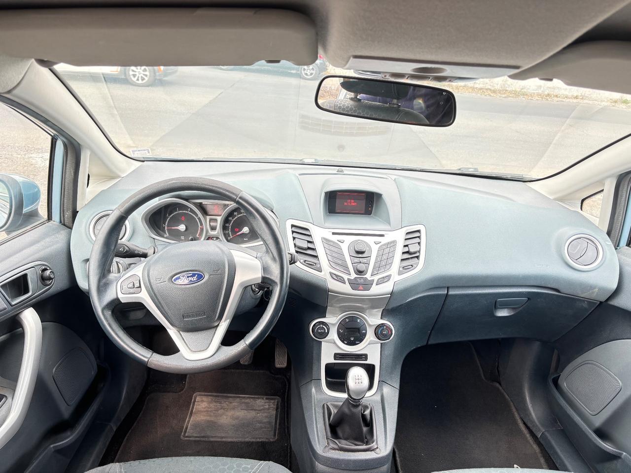 Ford Fiesta 1.4 5 porte Bz.- GPL Titanium