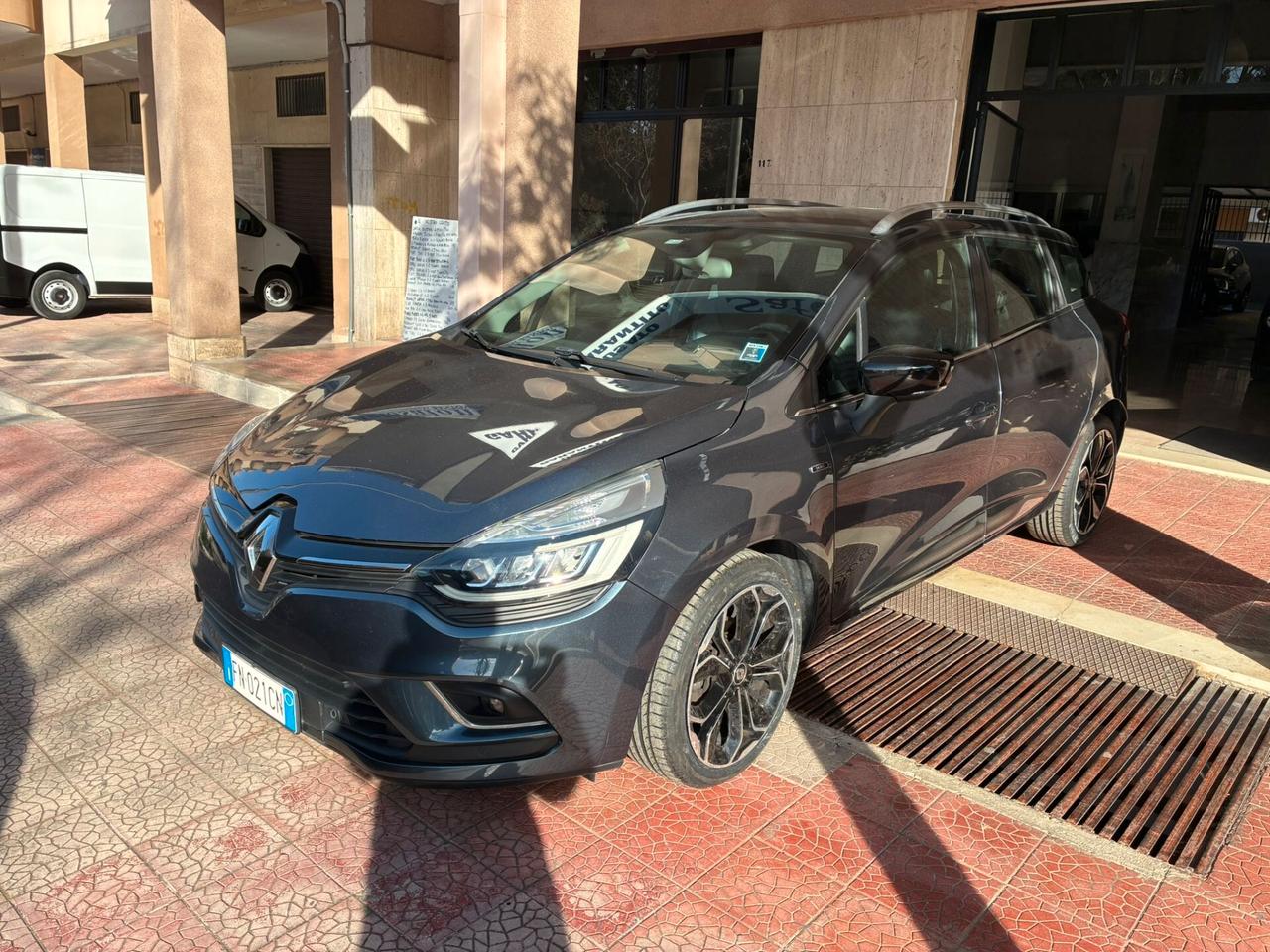 Renault Clio S.W.1.5dCi110CV perfetta navi retro-18