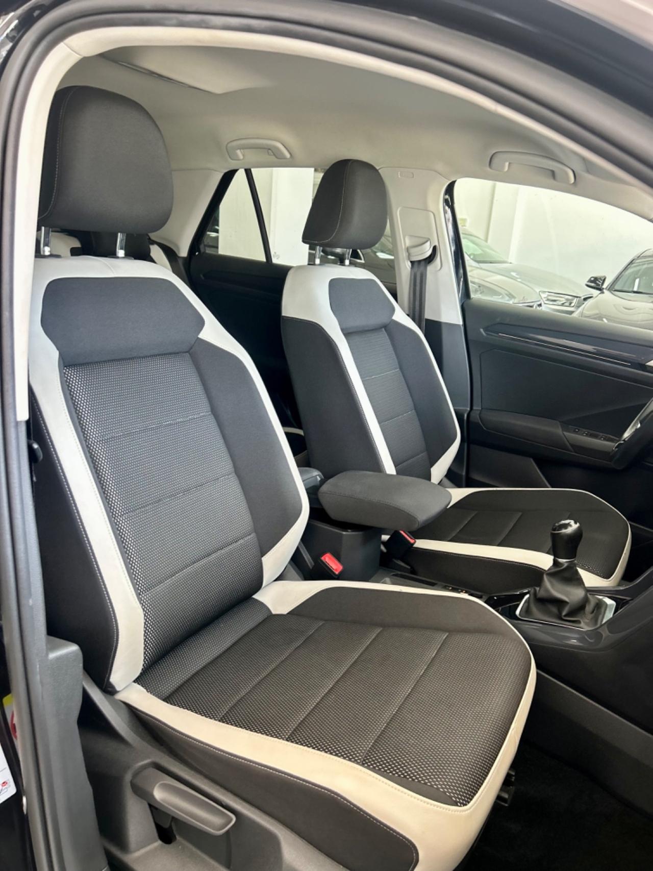 VW T-Roc 1.6 TDI SCR Style FINANZIABILE