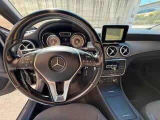 Mercedes-Benz GLA 220 d Automatic 4Matic Business