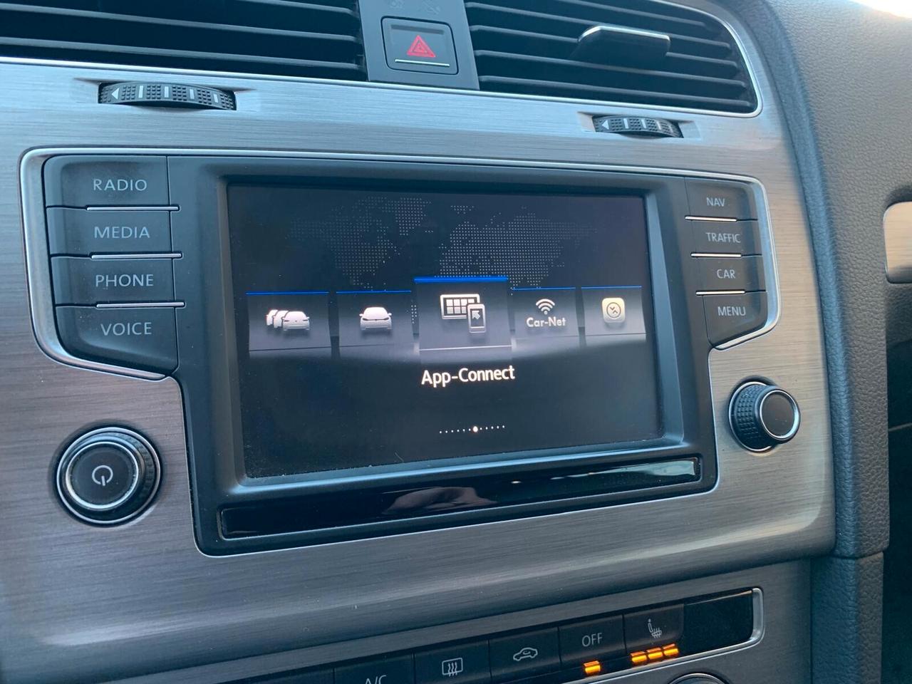 Volkswagen Golf VII 1.6 TDI 110 CV 5p. Neopatentati