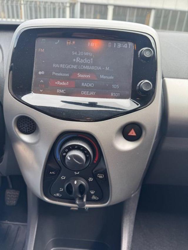 PEUGEOT 108 VTi 68 5 porte Allure TOP!