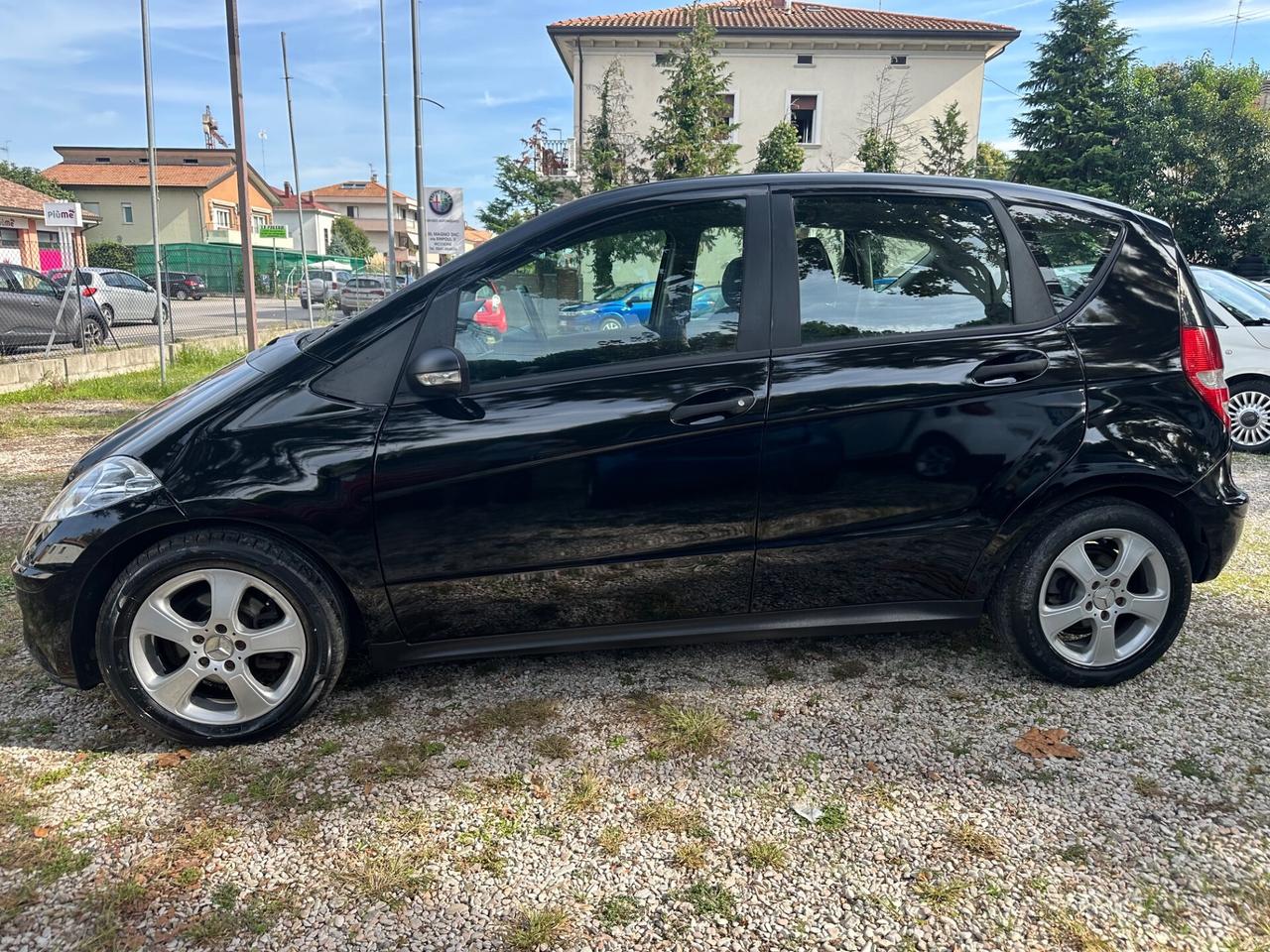Mercedes-benz A 150 benzina elegance automatica