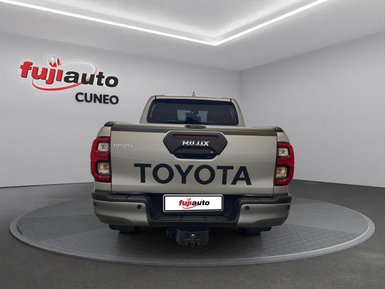 Toyota Hilux 2.8 d-4d 48V double cab Invincible