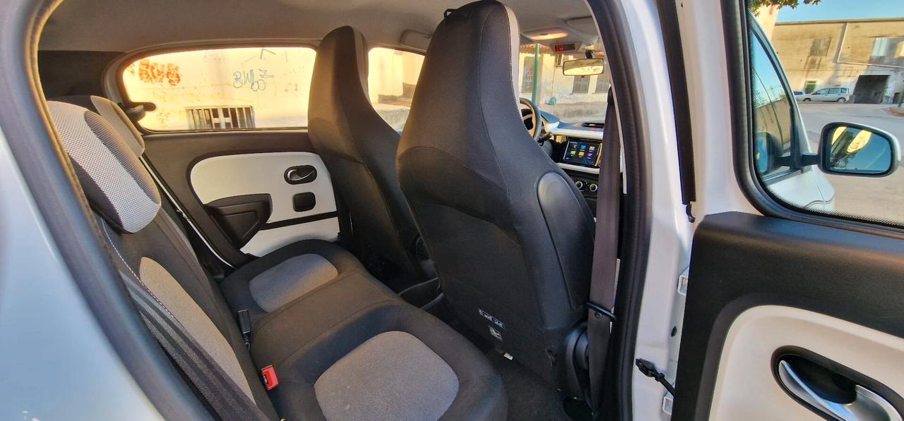 Renault Twingo SCe EDC Intens