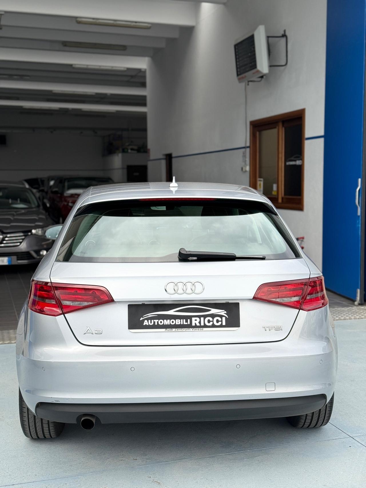 Audi A3 SPB 1.2 TFSI 110 CV Attraction