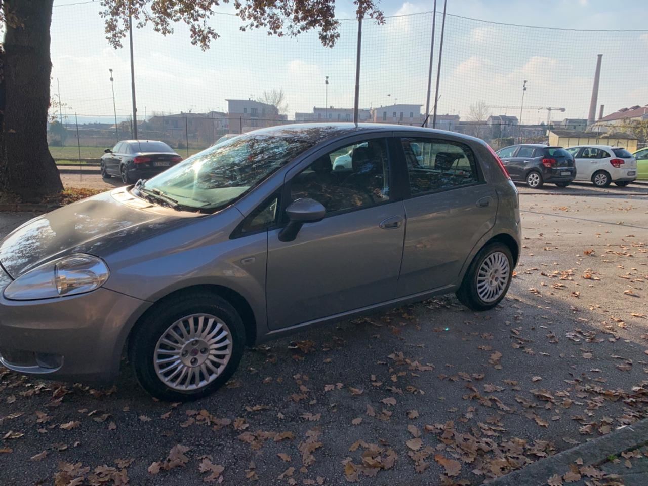 Fiat Panda Utilitaria 1.2 neopatentati