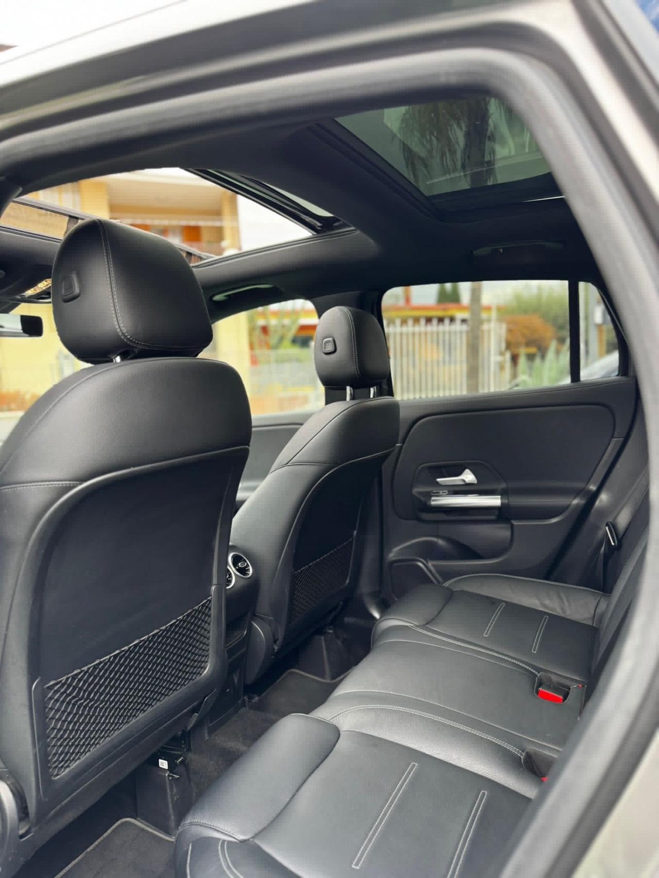 Mercedes-benz GLA 200 d Automatic Premium + Tetto