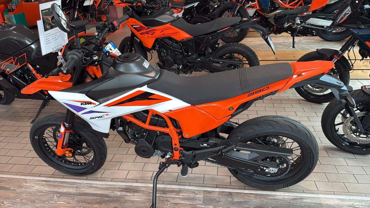 Ktm 390 SMC R