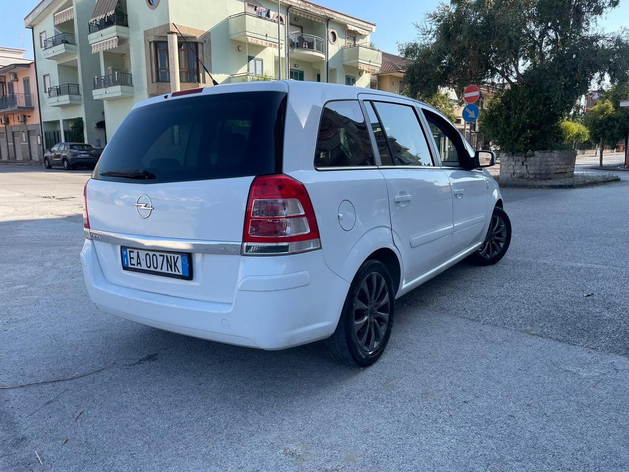 Opel Zafira 1.8 16V GPL-TECH Edition 7 posti