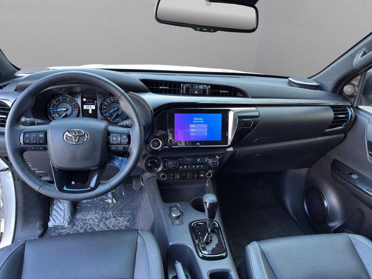 Toyota Hilux 2.8 d-4d 48V double cab Invincible