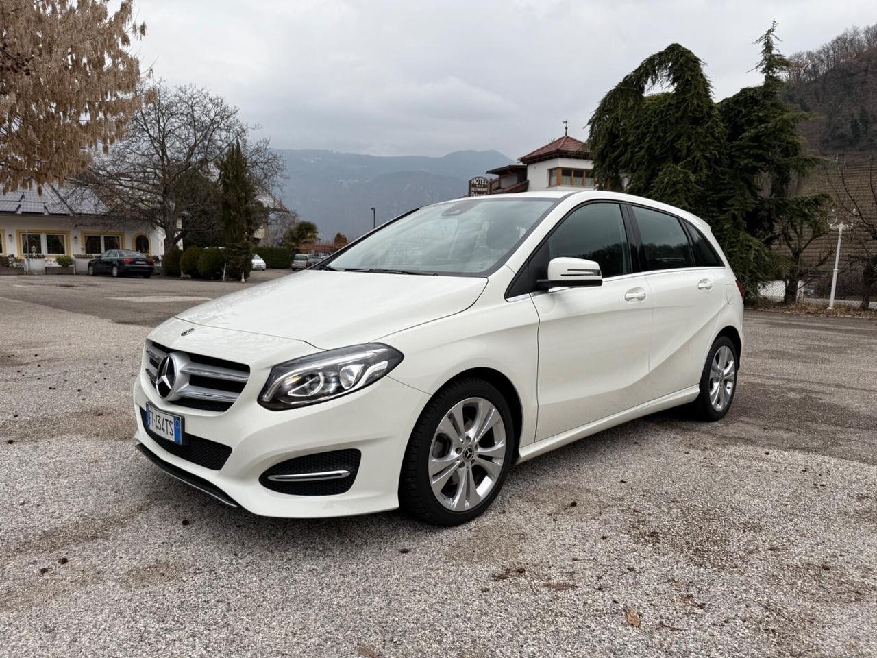 Mercedes-benz B 200 B 200 d Automatic Premium