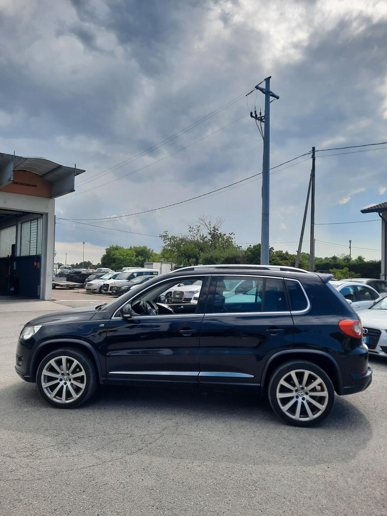 Volkswagen Tiguan 2.0 TDI 170 CV DPF 4MOTION R-Line