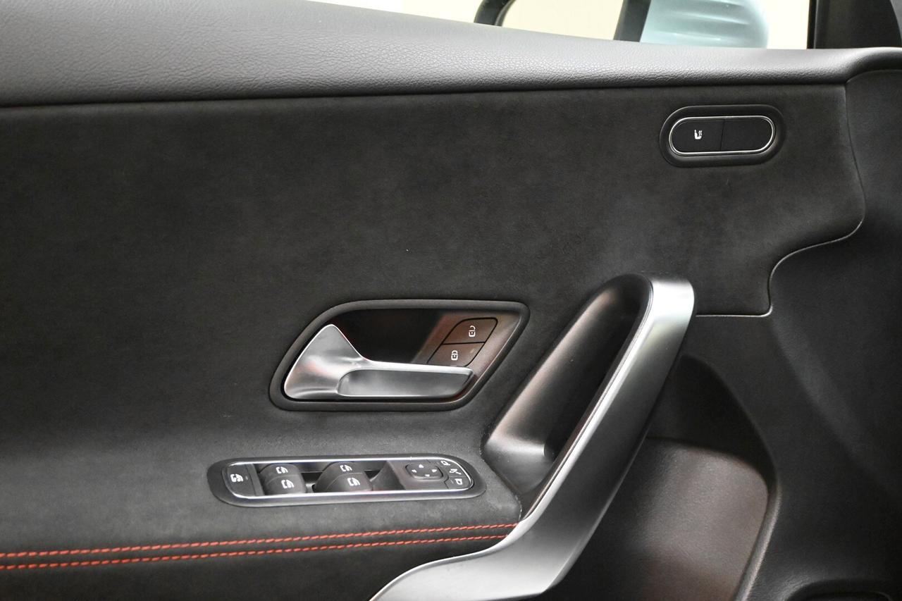 MERCEDES Classe A (V177) A 180 Automatic AM...