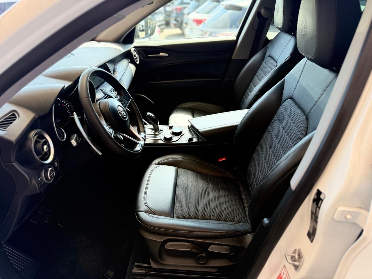 Alfa Romeo Stelvio 2.2 Turbodiesel 190 CV AT8 Q4 B-Tech