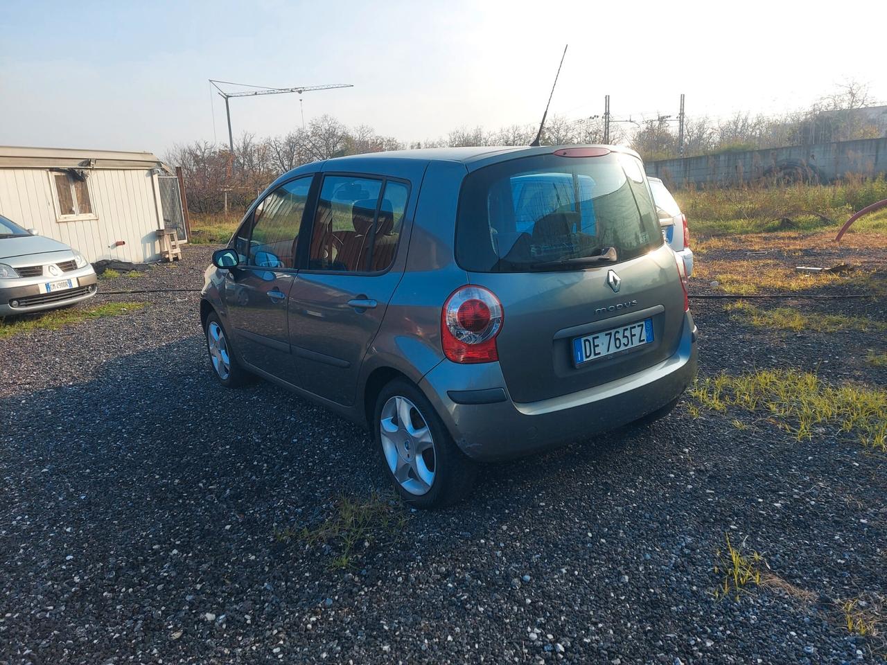 Renault Modus 1.5 dCi 85CV Easy Chic