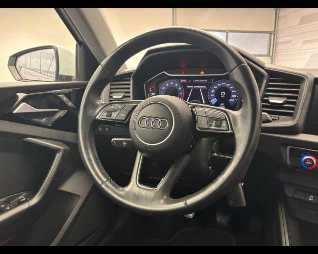 AUDI A1 citycarver 30 TFSI Admired