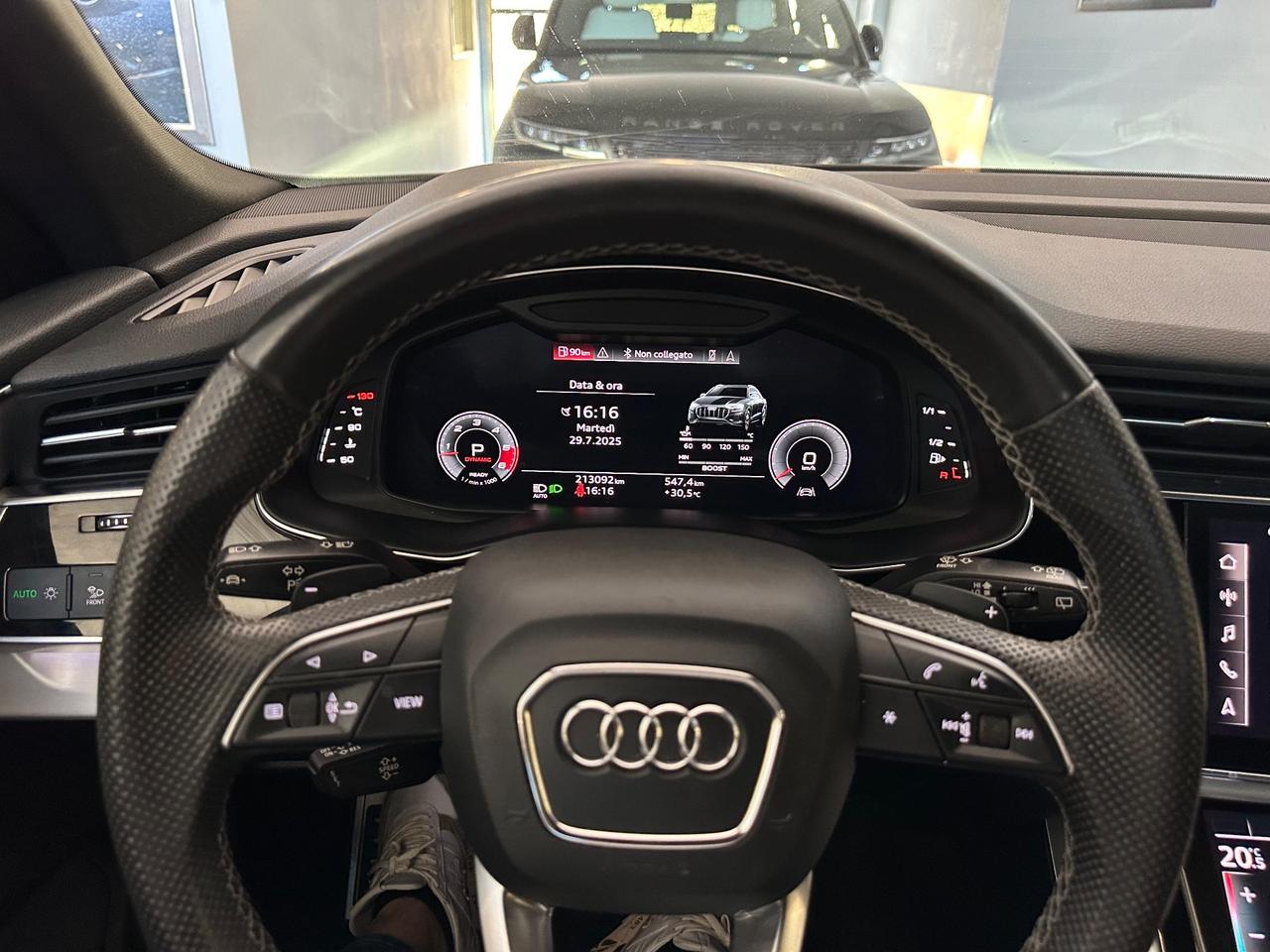 Audi SQ8 Audi SQ8 Elettrica diesel