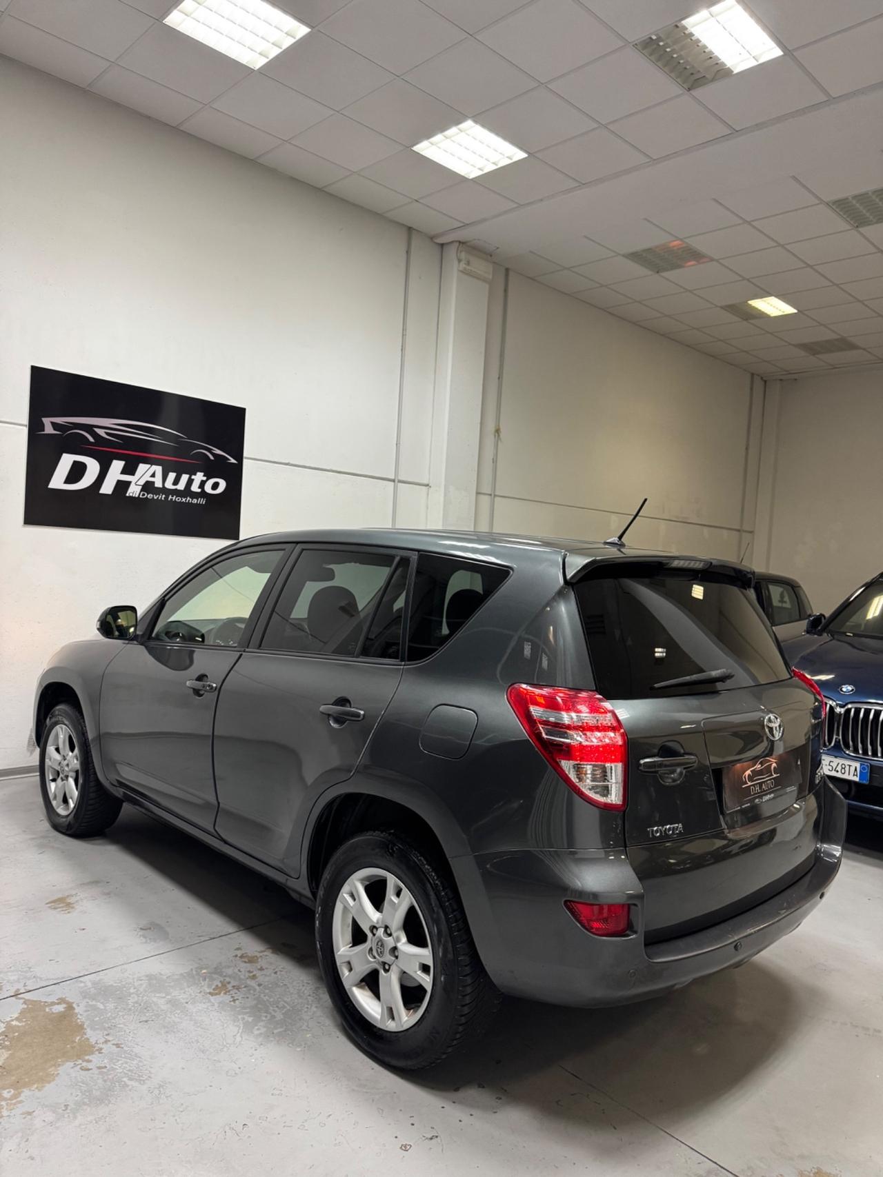 Toyota RAV 4 RAV4 2.2 D-4D 150 CV DPF Exclusive
