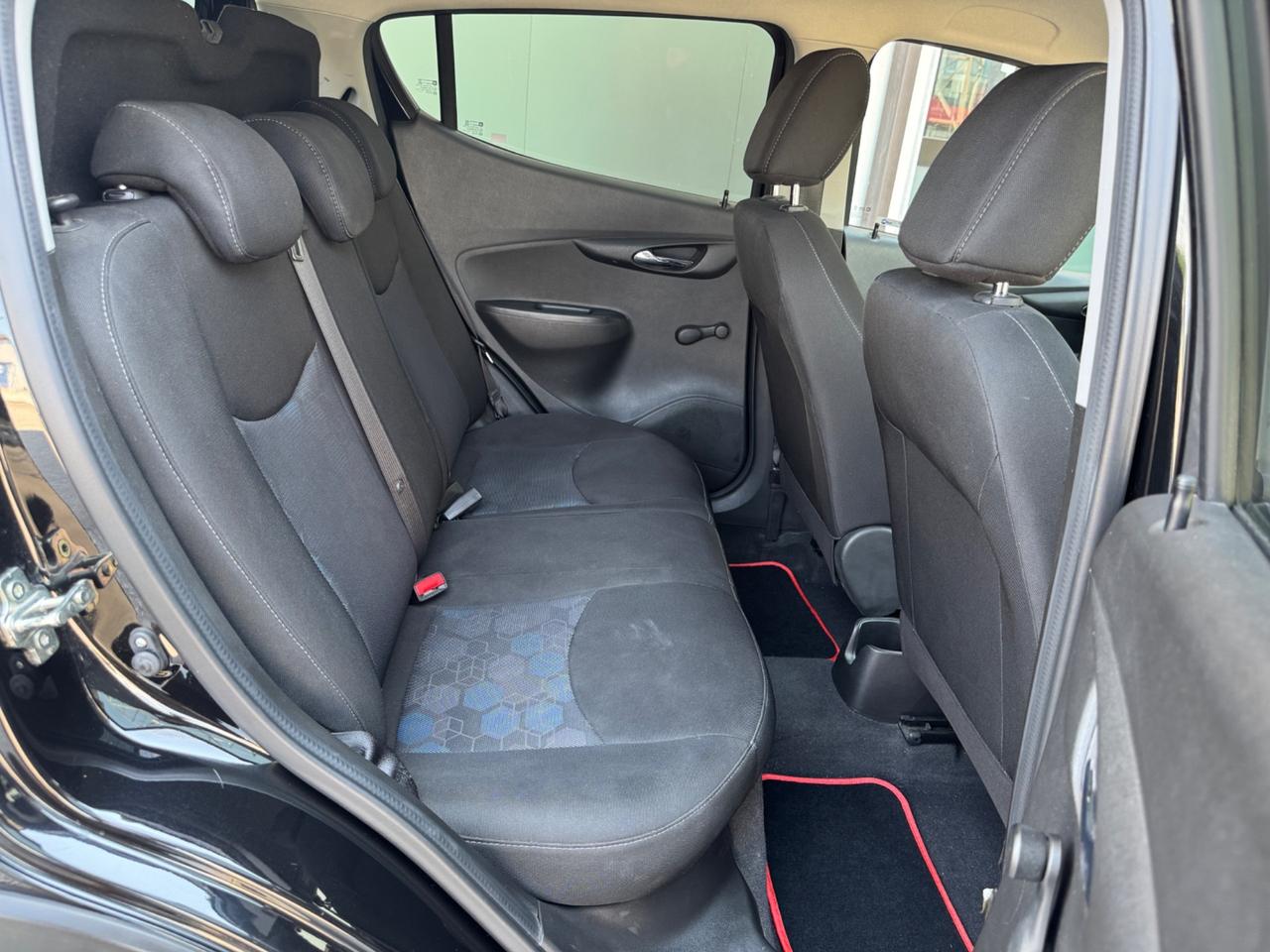 Opel Karl Rocks 1.0 75 CV 2018