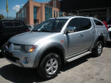 Mitsubishi L200 2.5 DI-D/136CV Double Cab Intense ''SEA''