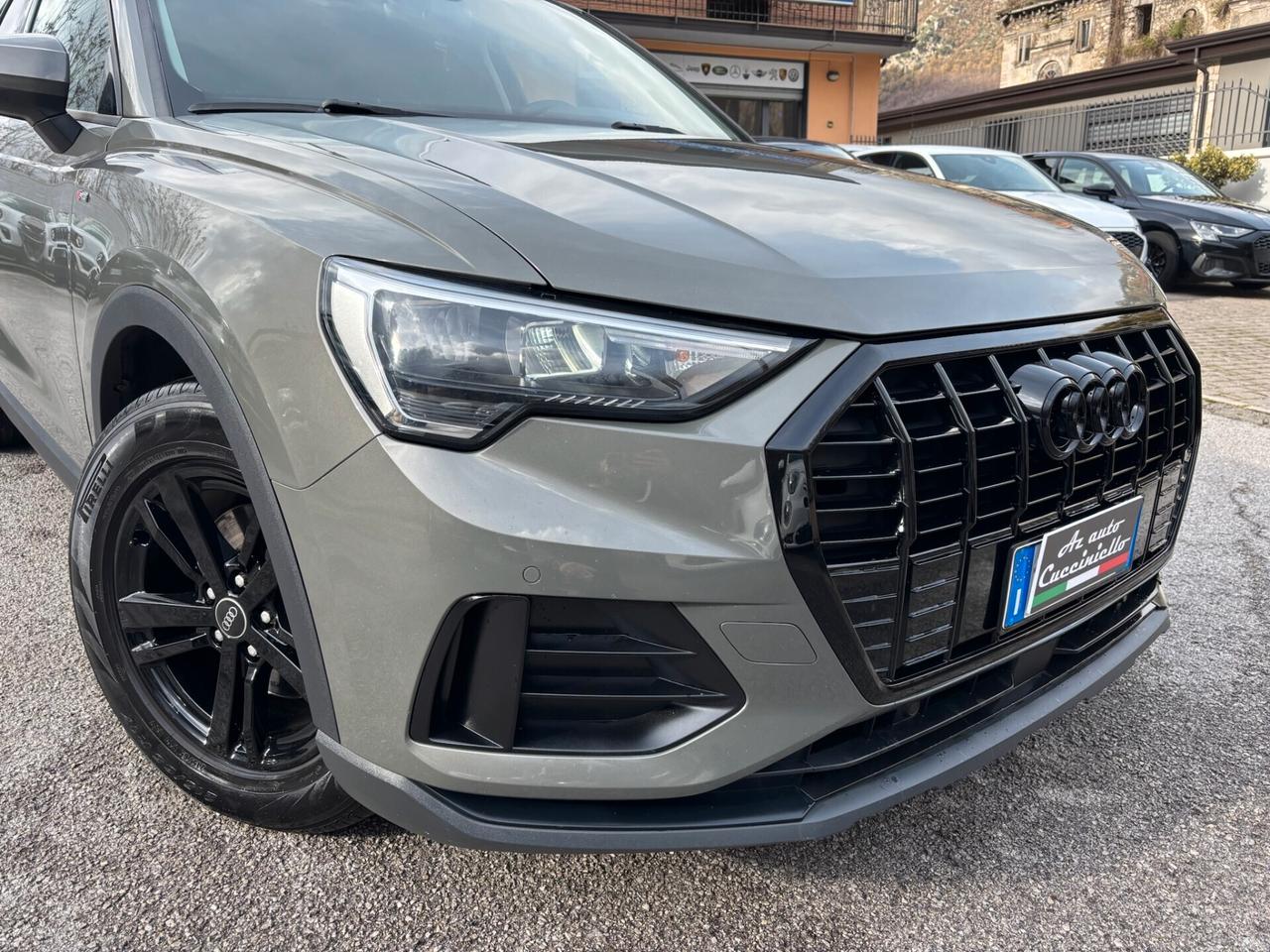 Audi Q3 35 TDI 150CV S tronic IDENTITY BLACK - S-LINE FULL - MY 21