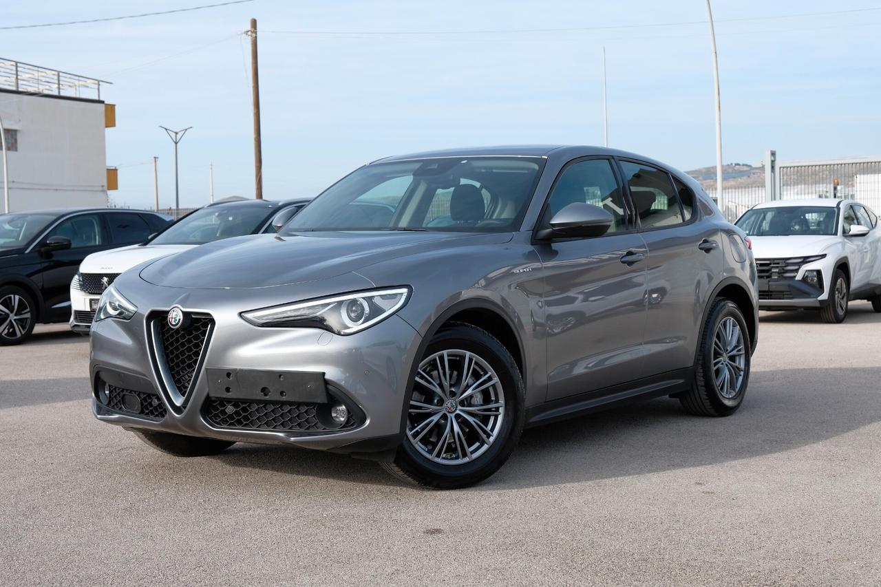 Alfa Romeo Stelvio 2.2 Turbodiesel 160 CV AT8 RWD Super