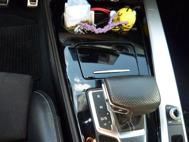 AUDI A4 Avant 40 TDI quattro S tronic Business