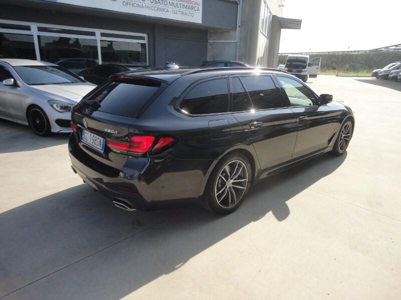 BMW Serie 5(G30/31/F90) 520d 48V Touring Msport