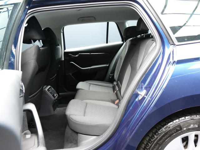 SKODA Octavia 2.0 TDI 116CV DSG Wagon Executive