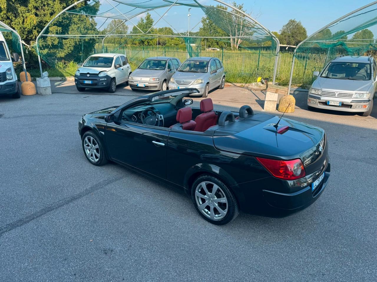 Renault Megane Mégane C-C 1.9 dCi/130CV Exception