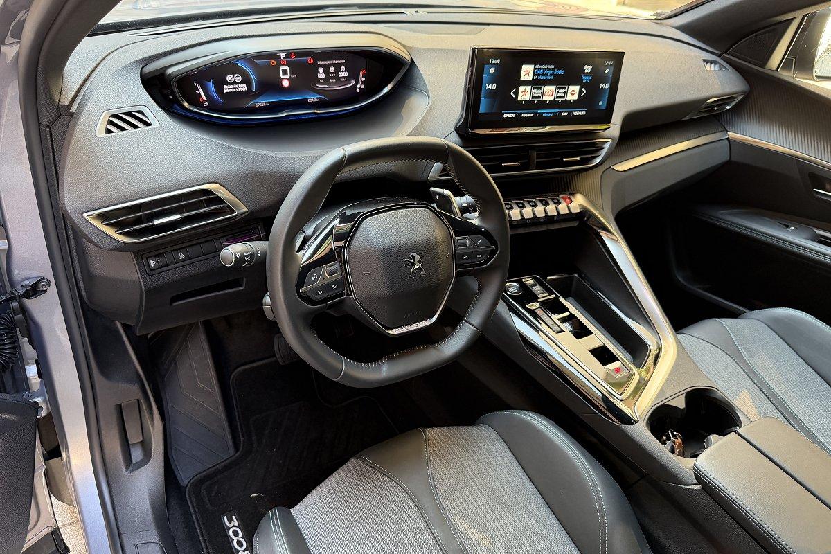 PEUGEOT 3008 BlueHDi 130 S&S EAT8 Allure Pack