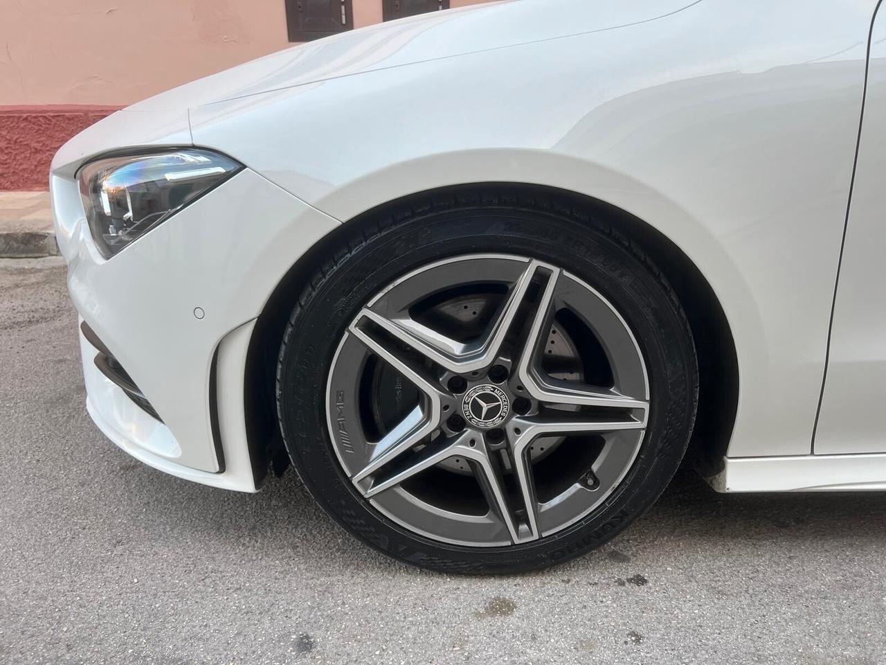 MERCEDES BENZ CLA 200 SHOOTING BRAKE PREMIUM 1.3 163CV PELLE NAVI CAM ANNO 2020