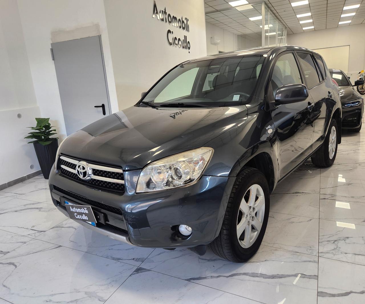 Toyota RAV 4 RAV4 Crossover 2.2 D-4D 136 CV Sol