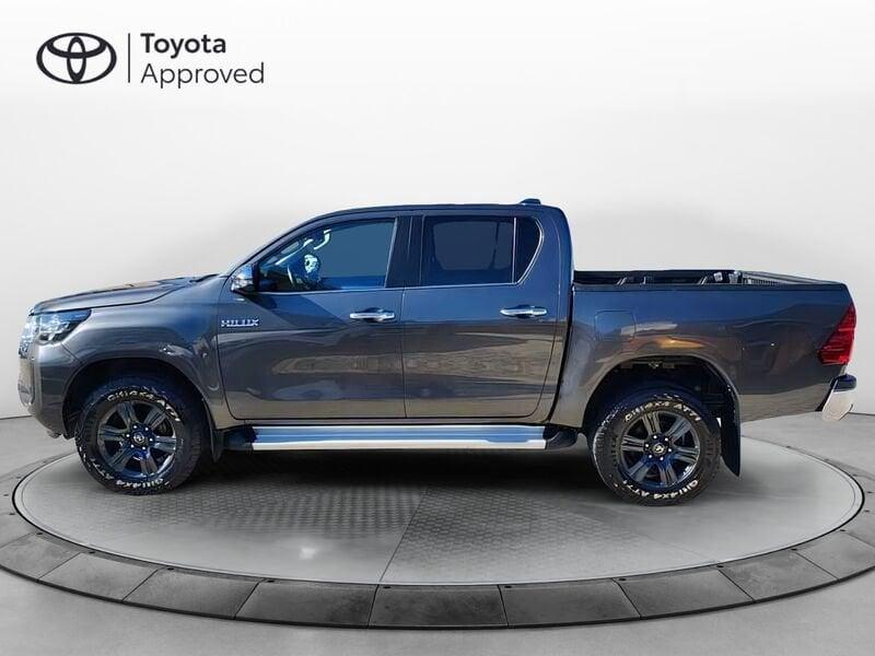 Toyota Hilux 2.4 d-4d C&C 4x4 Lounge