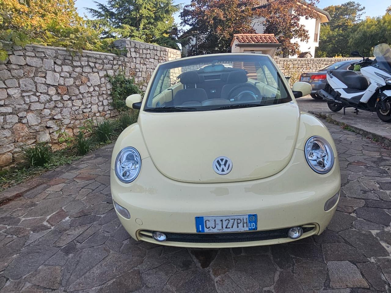 Volkswagen New Beetle 1.4 16V Cabrio