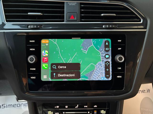 VOLKSWAGEN Tiguan 2.0 TDI 150 CV SCR DSG R-Line LUCI AMBIENTE