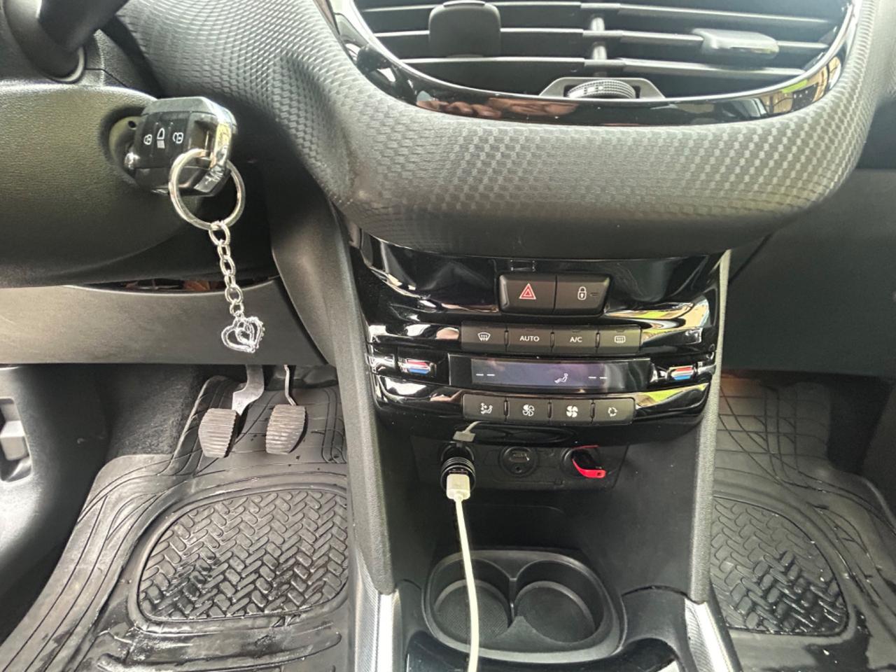 Peugeot 2008 1.6 e-HDi 92 CV Stop&Start Allure